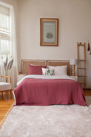 Burgundy Ecru reversible double-sided 4-layer muslin duvet cover bedroom wide. Handwoven Denizli, OEKO-TEX. Vivamaison.